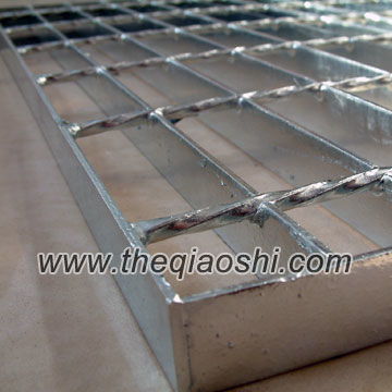 钢格板 踏步板 钢格栅图片 钢板网 金属金丝网 图片 金属制品网