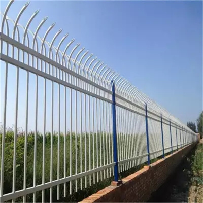 青岛 锌钢学校防护栏 锌钢草坪护栏